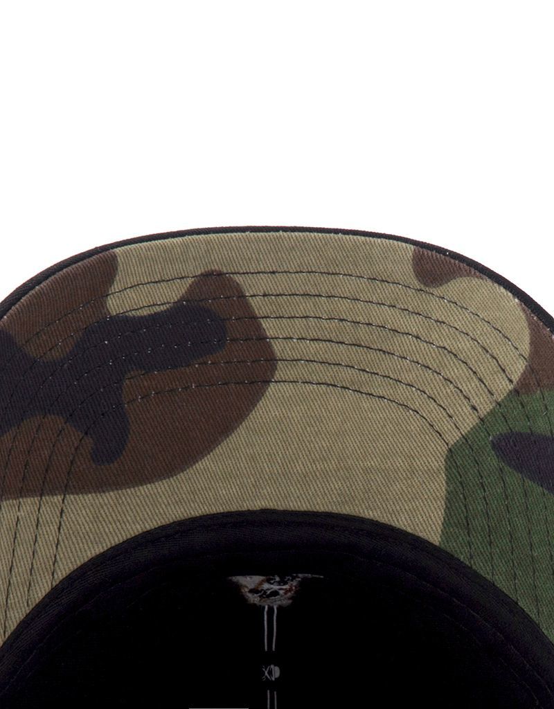 قبعة رجالية بحافة منحنية من كايلر أند سنز سي أند إس باللون الأسود/وودلاند