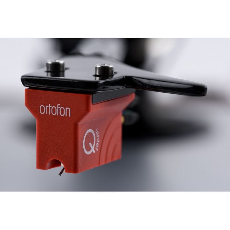 Pro-Ject Classic Evo Belt-Drive Turntable with Ortofon Quintet Red - Eucalyptus