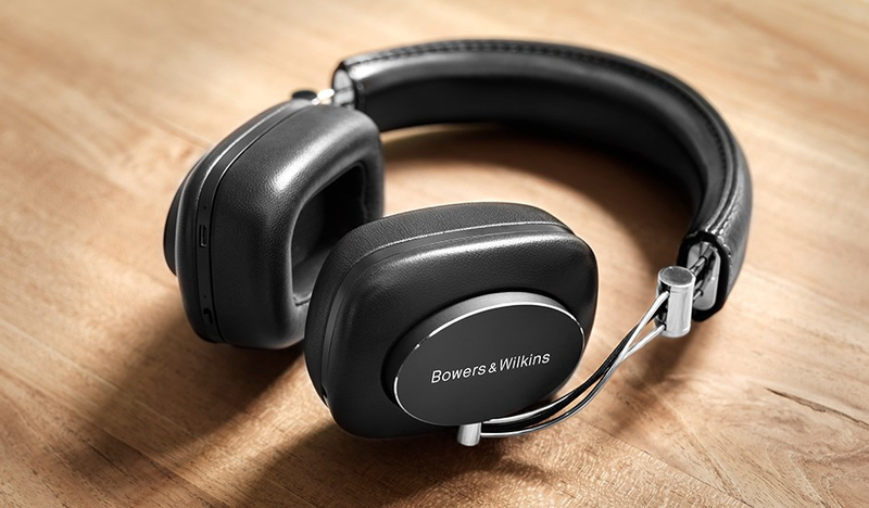 Bower & Wilkins P7 Black Wireless Headphones