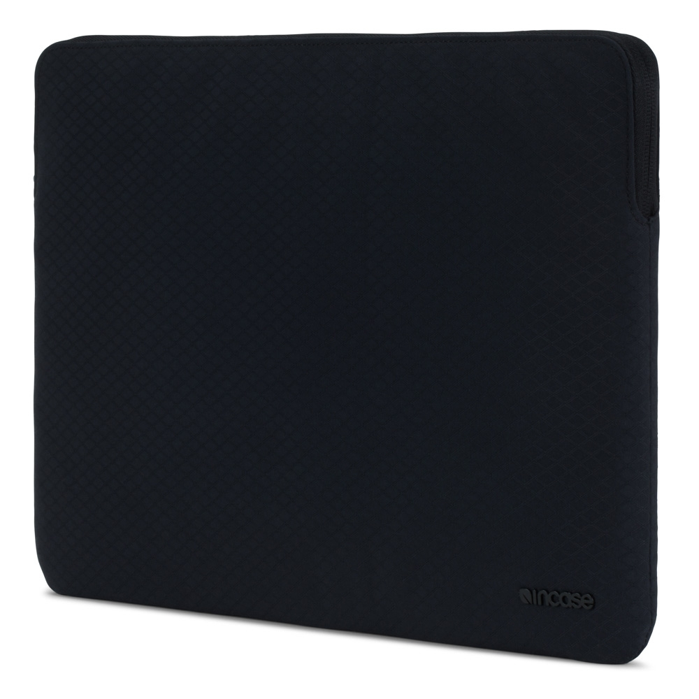 Incase Slim Sleeve Black with Diamond for MacBook Pro 15 Inch
