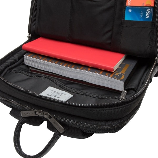 حقيبة ظهر سوداء ساوث هامبتون من نومو، مناسبة لكمبيوتر محمول مقاس حتى 15.6 بوصة